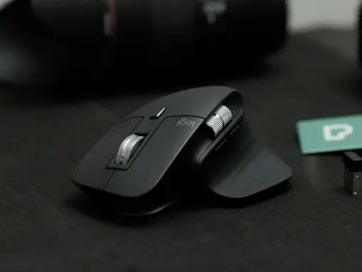 Ergonomic Gaming Mouse